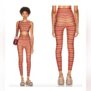 Beyond Yoga Multicolor Zigzag Leggings and sports bra set